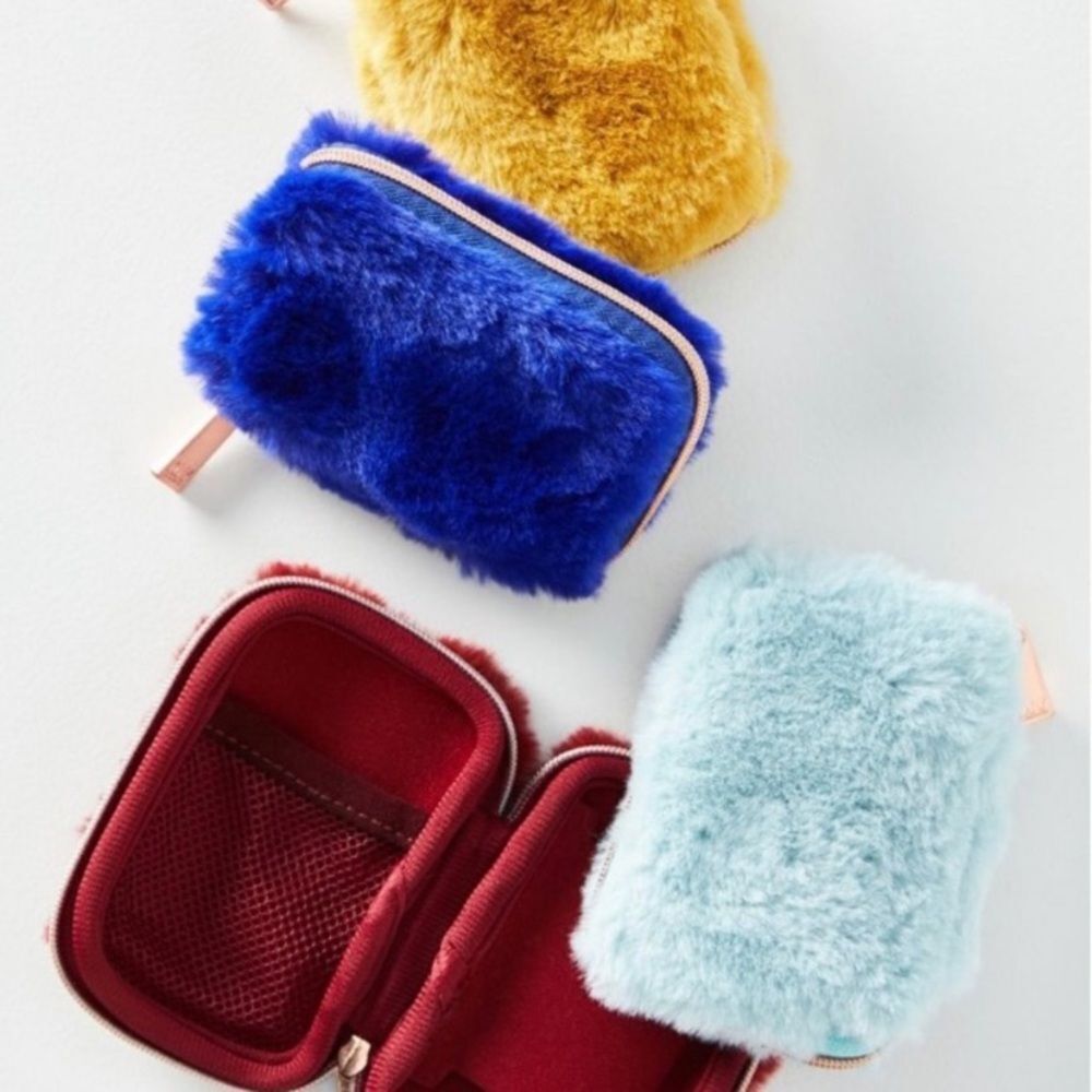 Faux Fur Earbud Case- Sapphire